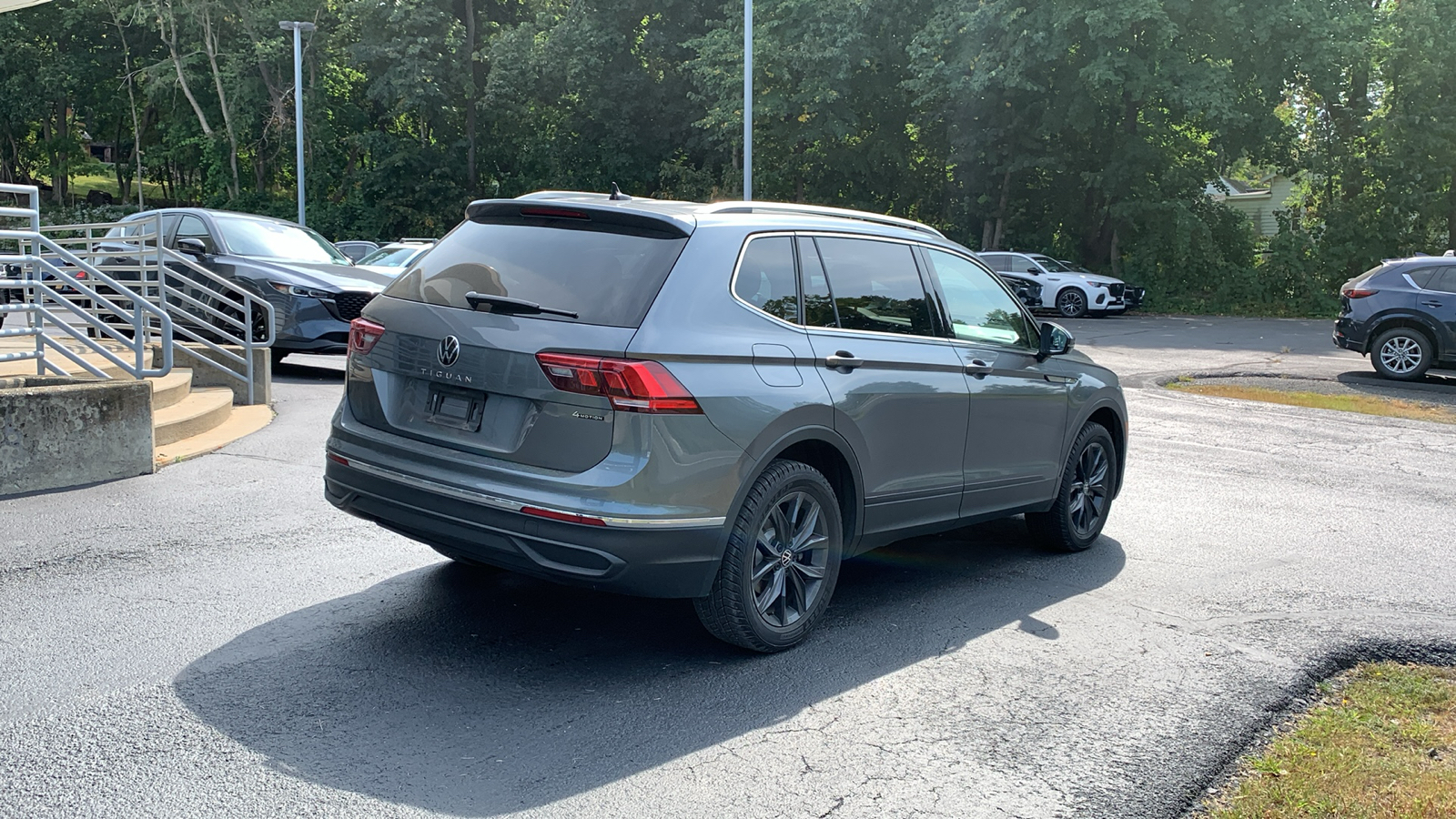 2022 Volkswagen Tiguan 2.0T SE 5