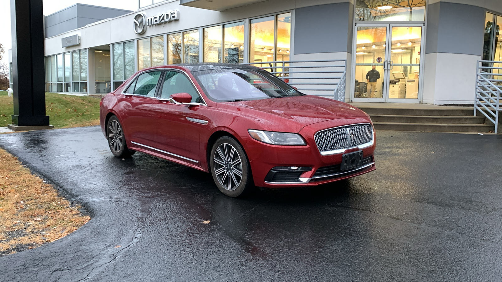 2017 Lincoln Continental Reserve 3