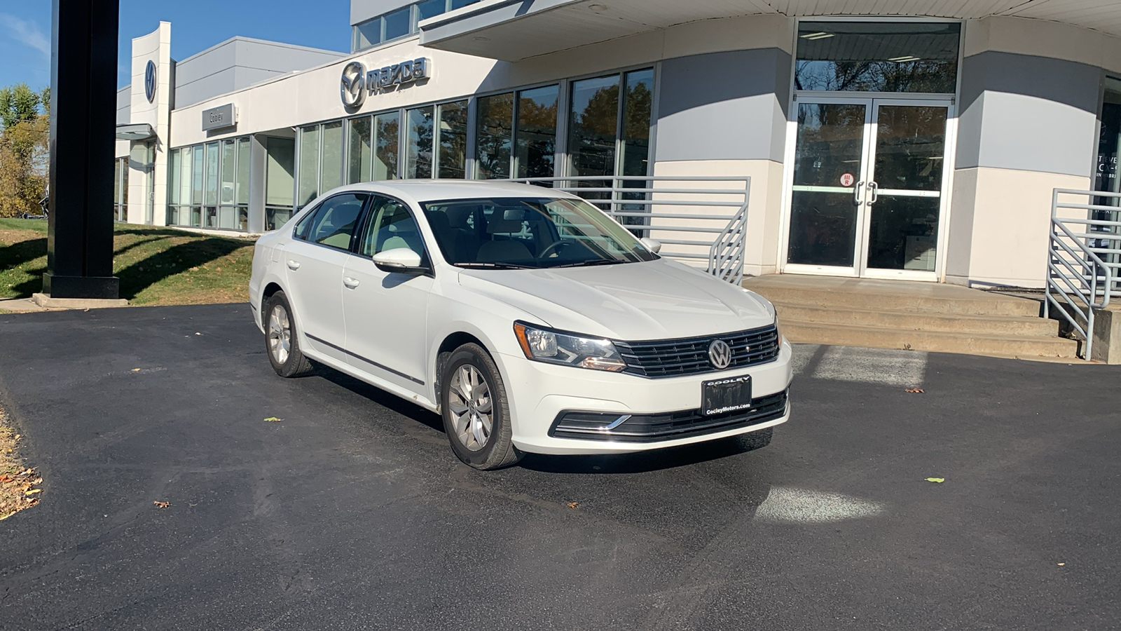 2017 Volkswagen Passat 1.8T S 3