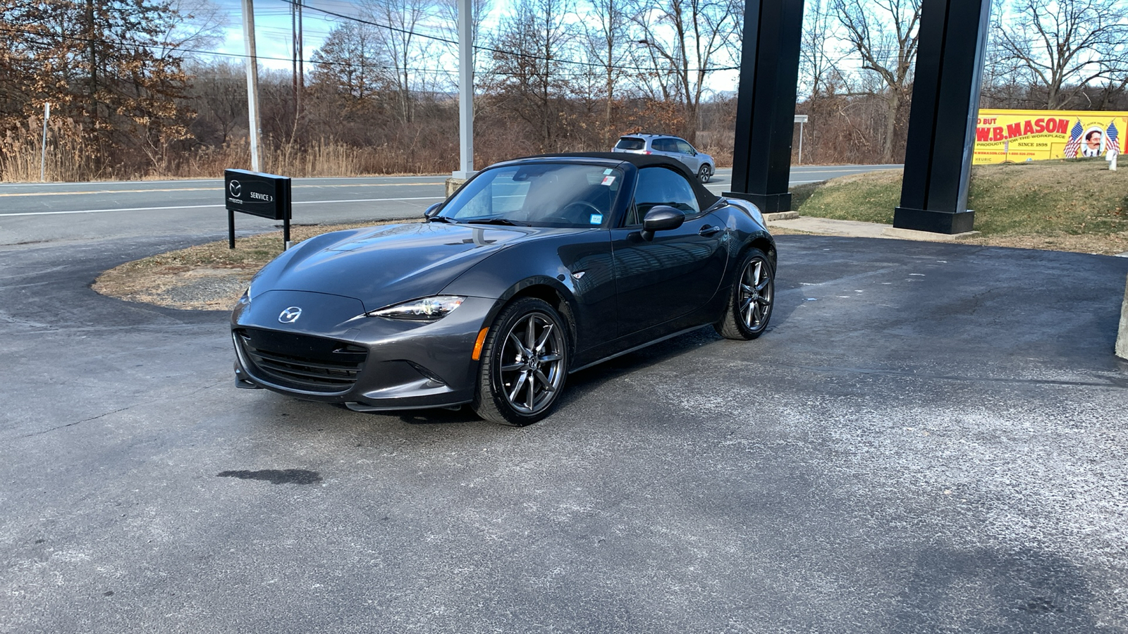 2022 Mazda MX-5 Miata Grand Touring 1