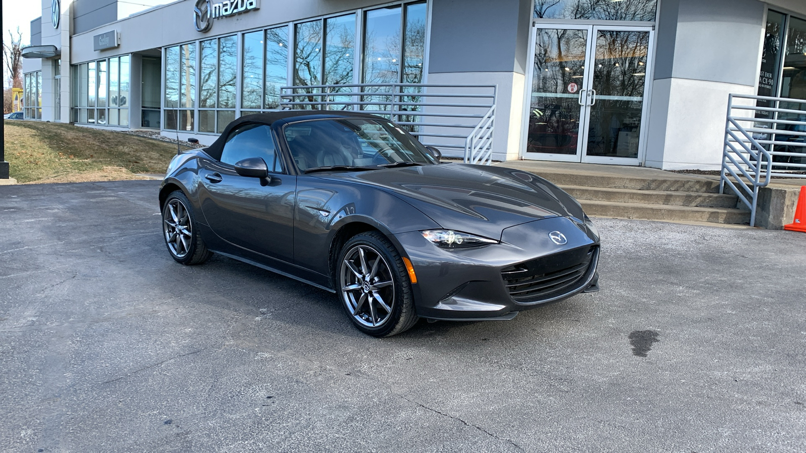 2022 Mazda MX-5 Miata Grand Touring 3