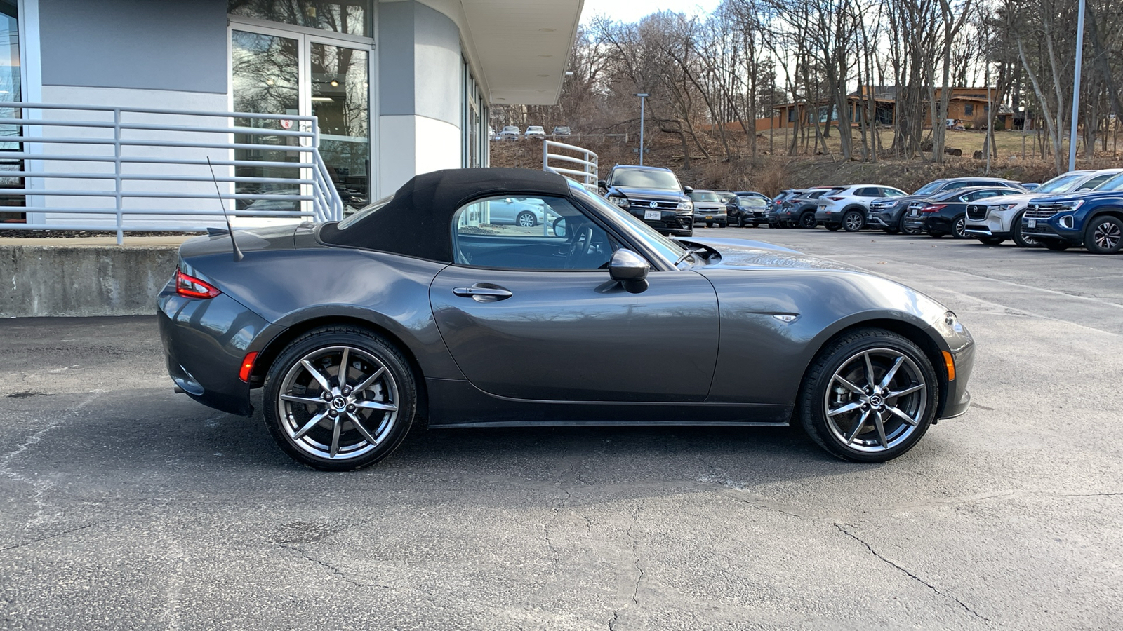 2022 Mazda MX-5 Miata Grand Touring 4