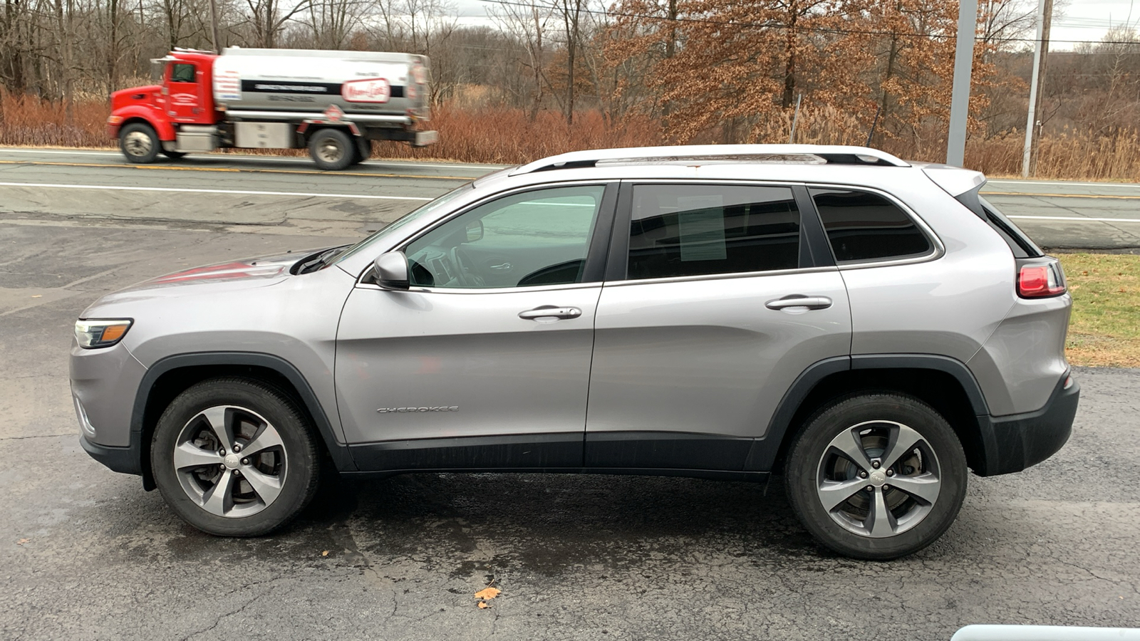 2019 Jeep Cherokee Limited 8