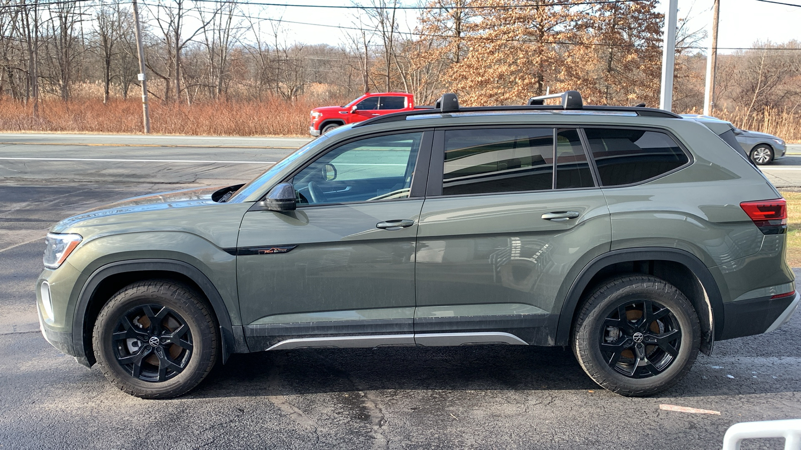 2024 Volkswagen Atlas 2.0T Peak Edition SEL 8