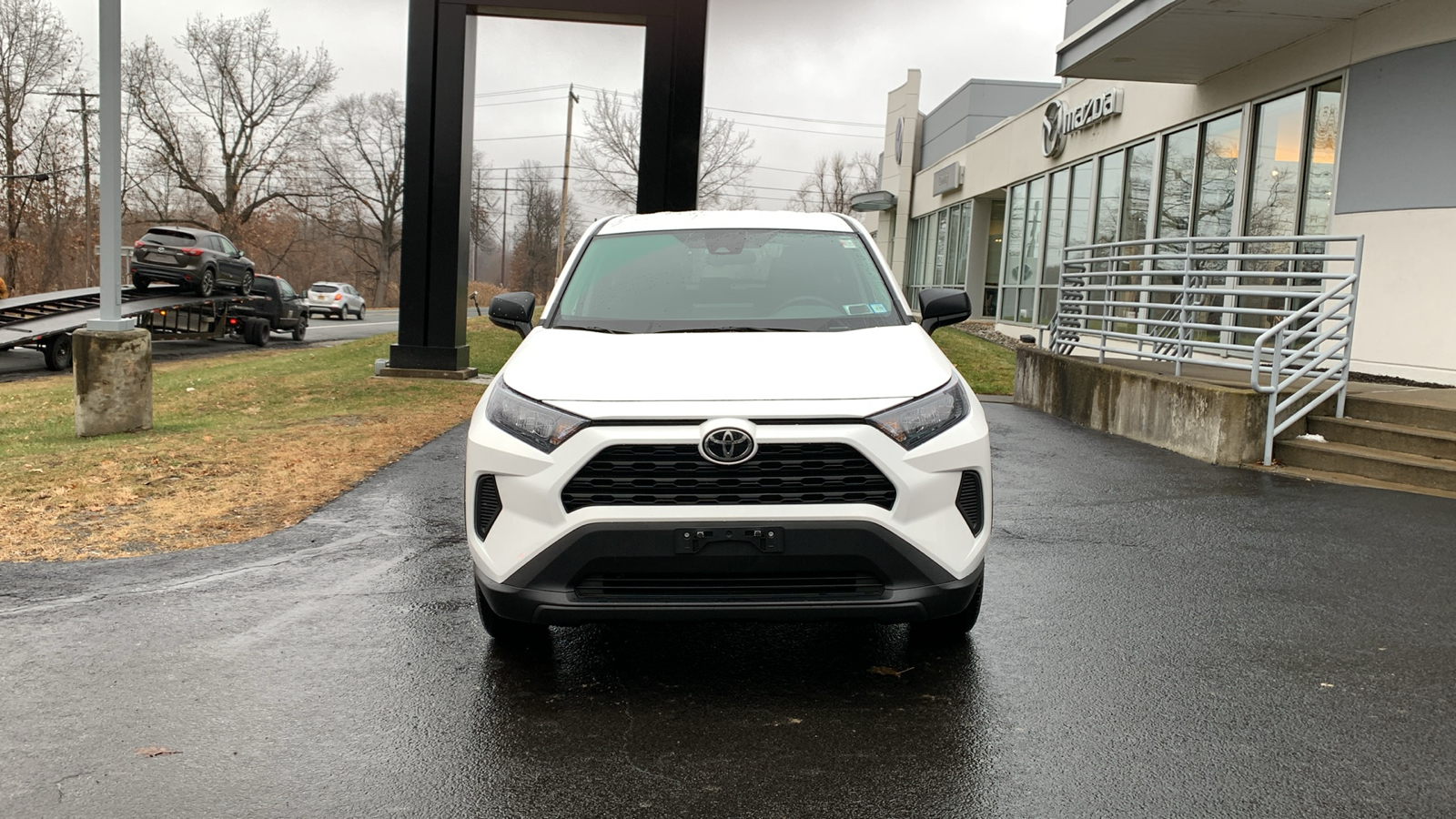 2022 Toyota RAV4 LE 2