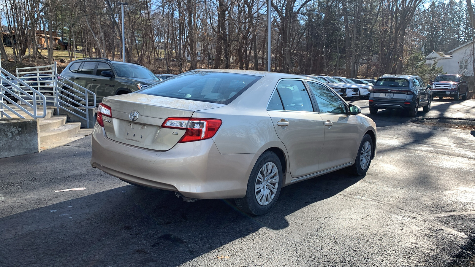 2012 Toyota Camry LE 5