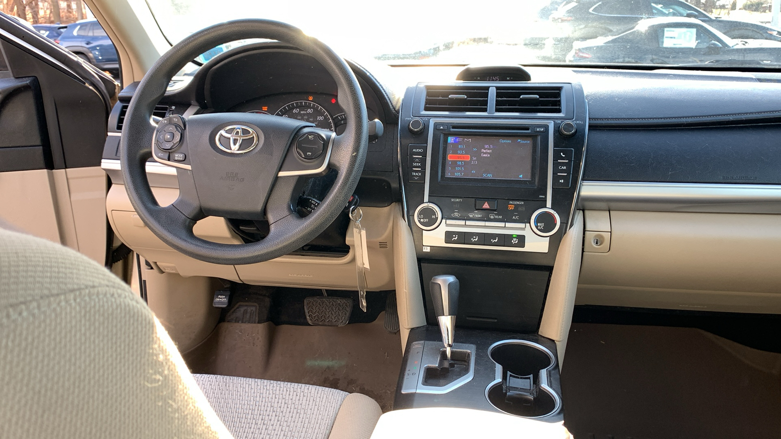 2012 Toyota Camry LE 9