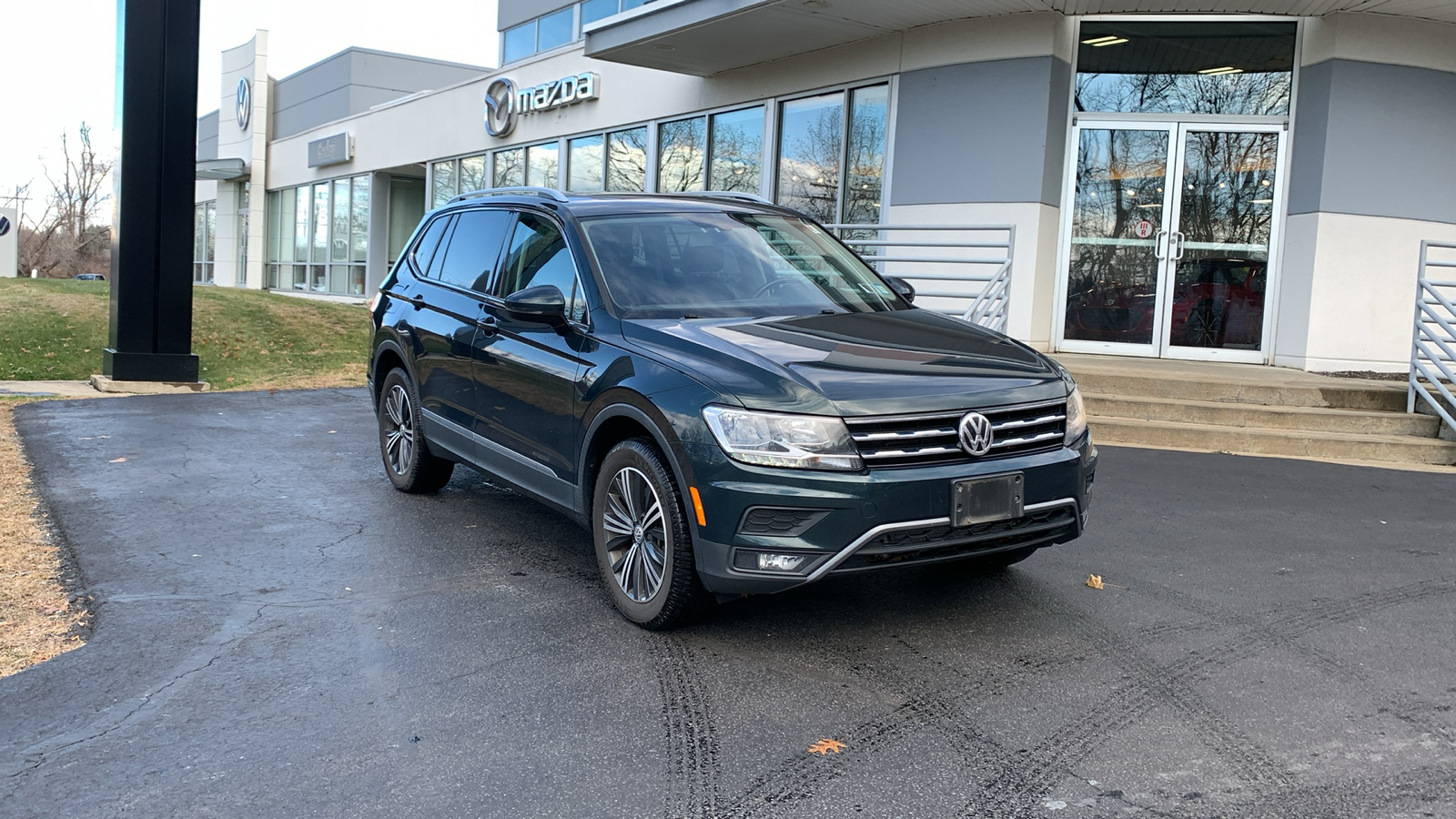 2018 Volkswagen Tiguan 2.0T SEL 3