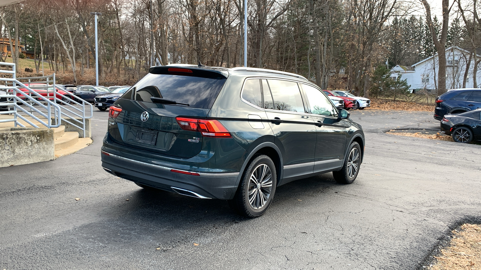 2018 Volkswagen Tiguan 2.0T SEL 5