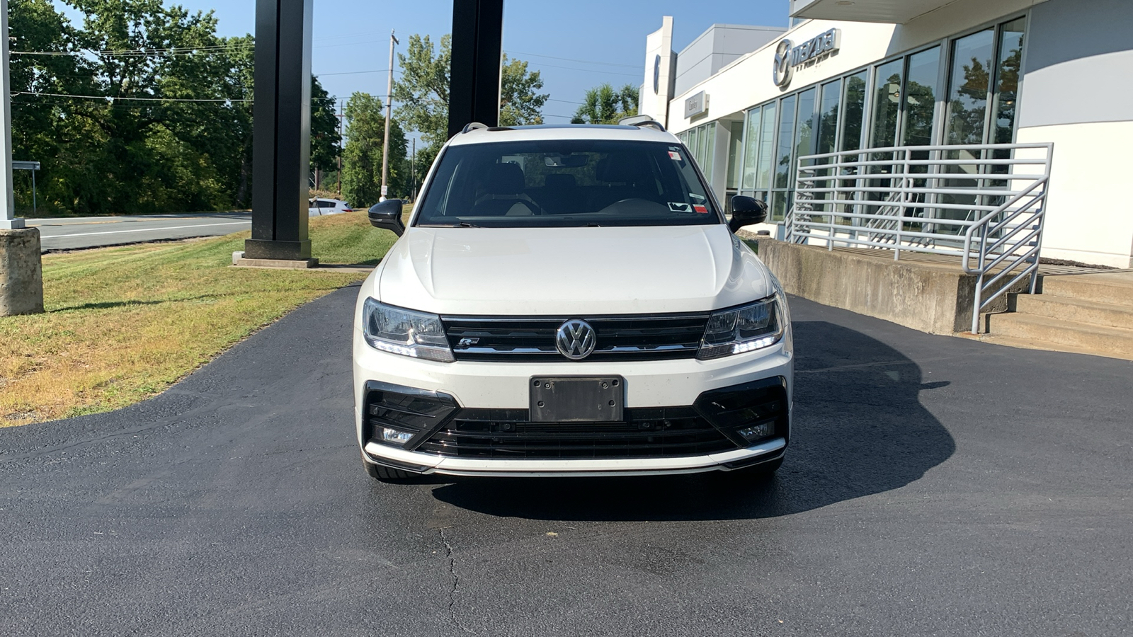 2021 Volkswagen Tiguan 2.0T SE R-Line Black 2