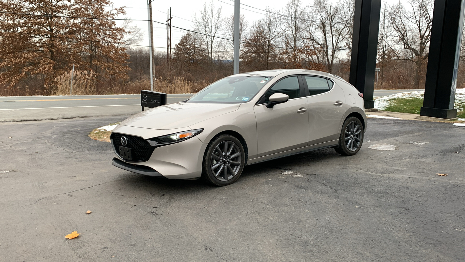 2023 Mazda Mazda3 2.5 S Preferred Package 1