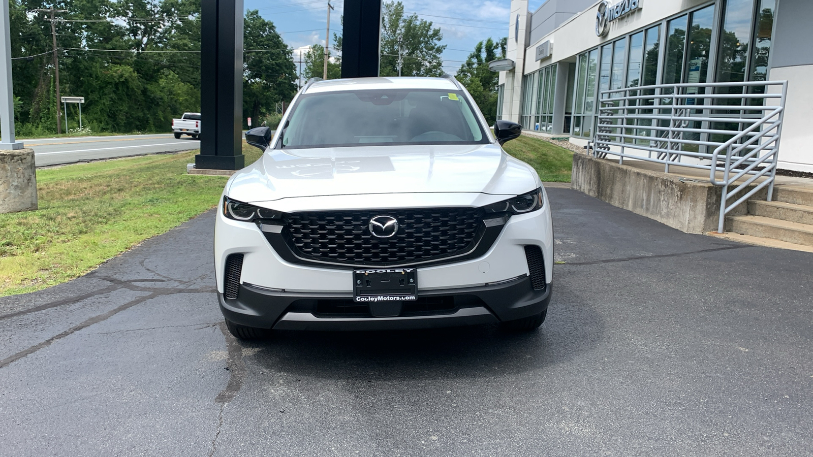 2024 Mazda CX-50 2.5 S Preferred Package 2