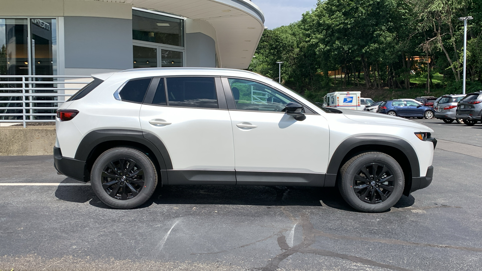 2024 Mazda CX-50 2.5 S Preferred Package 4