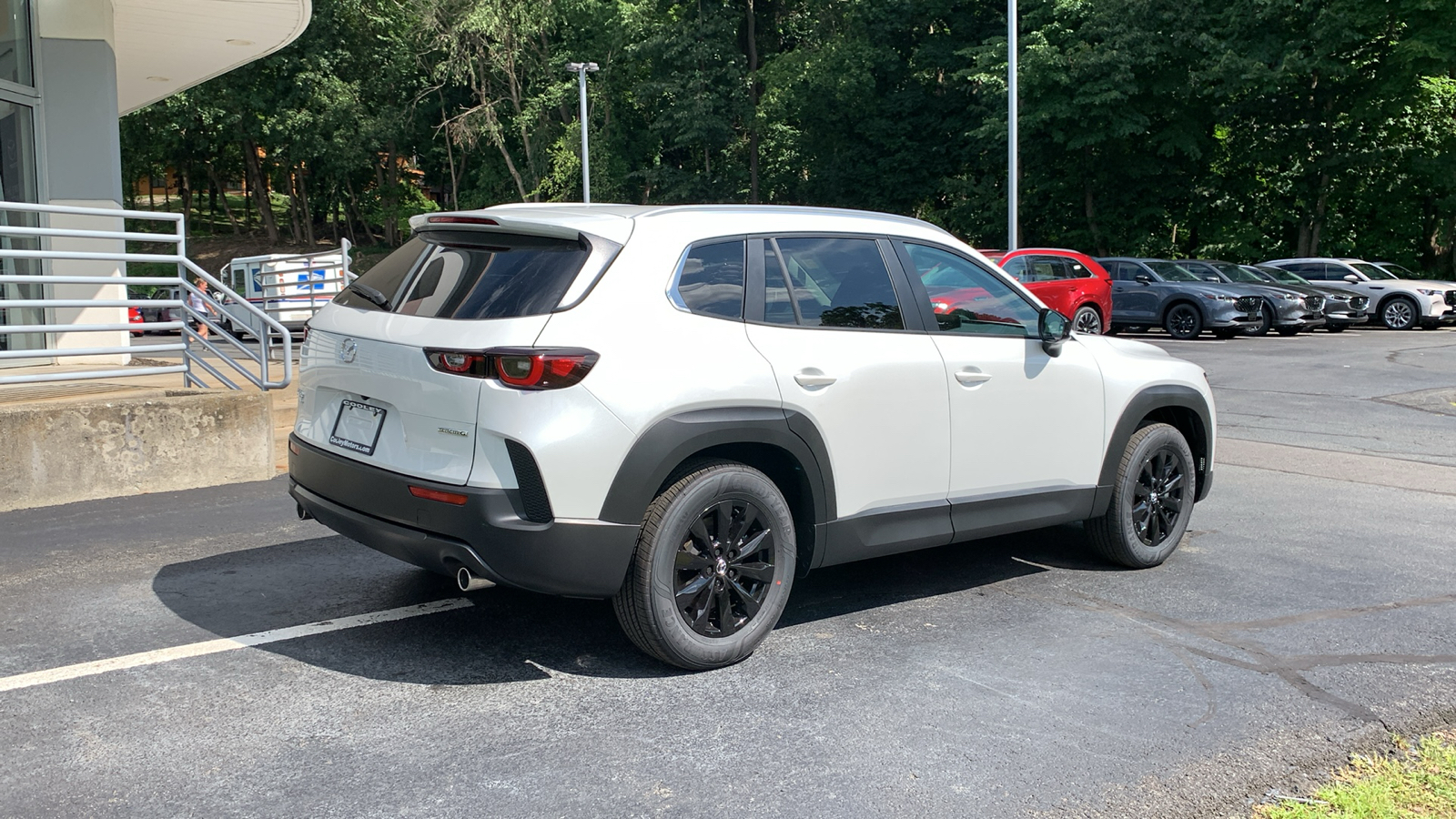 2024 Mazda CX-50 2.5 S Preferred Package 5