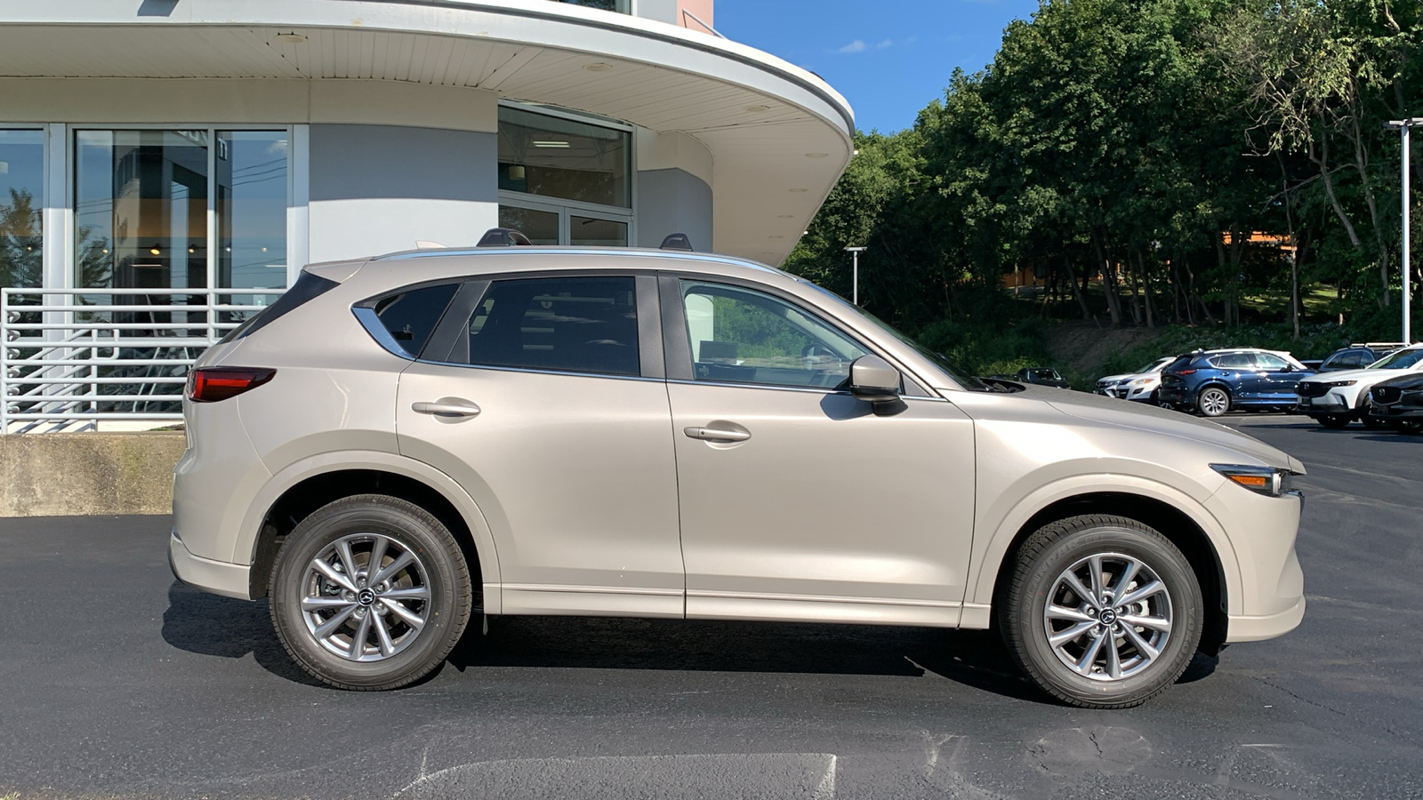 2024 Mazda CX-5 2.5 S Preferred Package 4