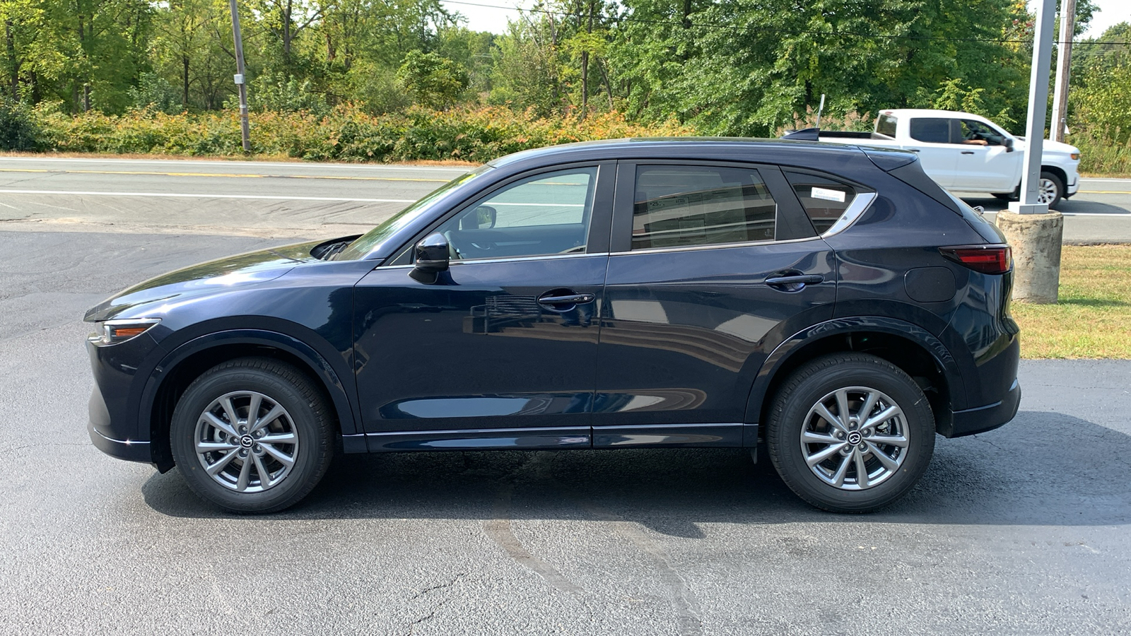 2025 Mazda CX-5 2.5 S Preferred Package 8