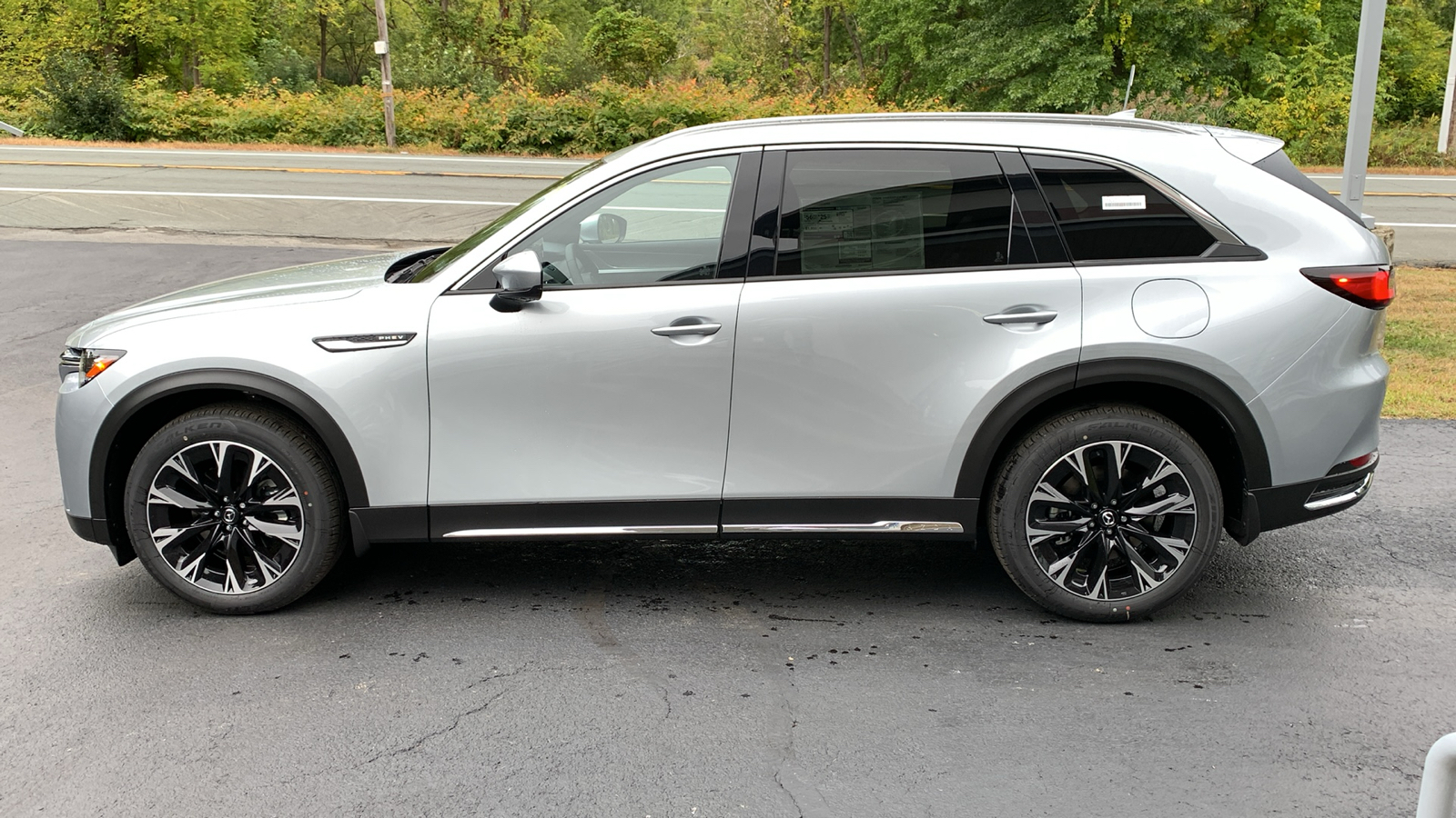 2025 Mazda CX-90 PHEV Premium Plus 8