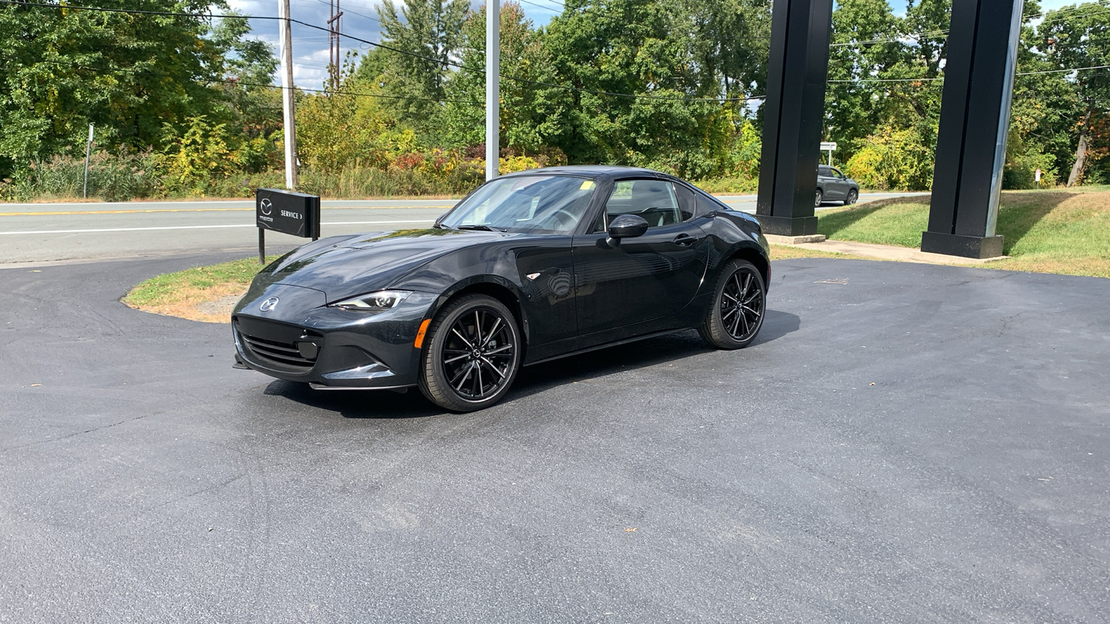 2024 Mazda MX-5 Miata RF Grand Touring 1