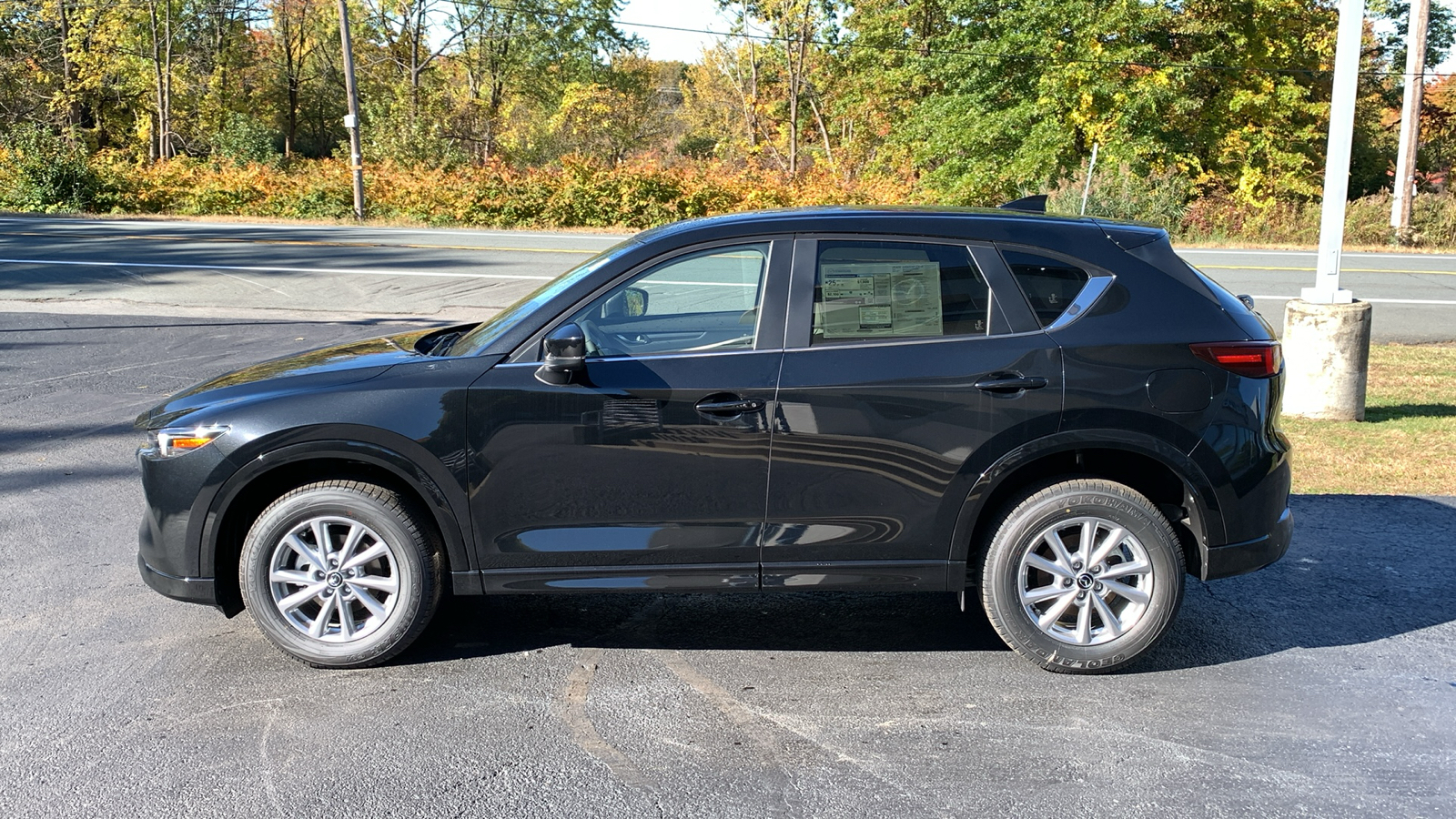 2025 Mazda CX-5 2.5 S Preferred Package 8