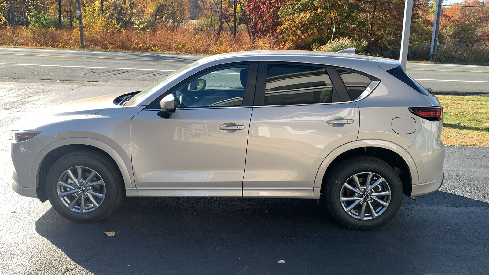 2025 Mazda CX-5 2.5 S Preferred Package 8