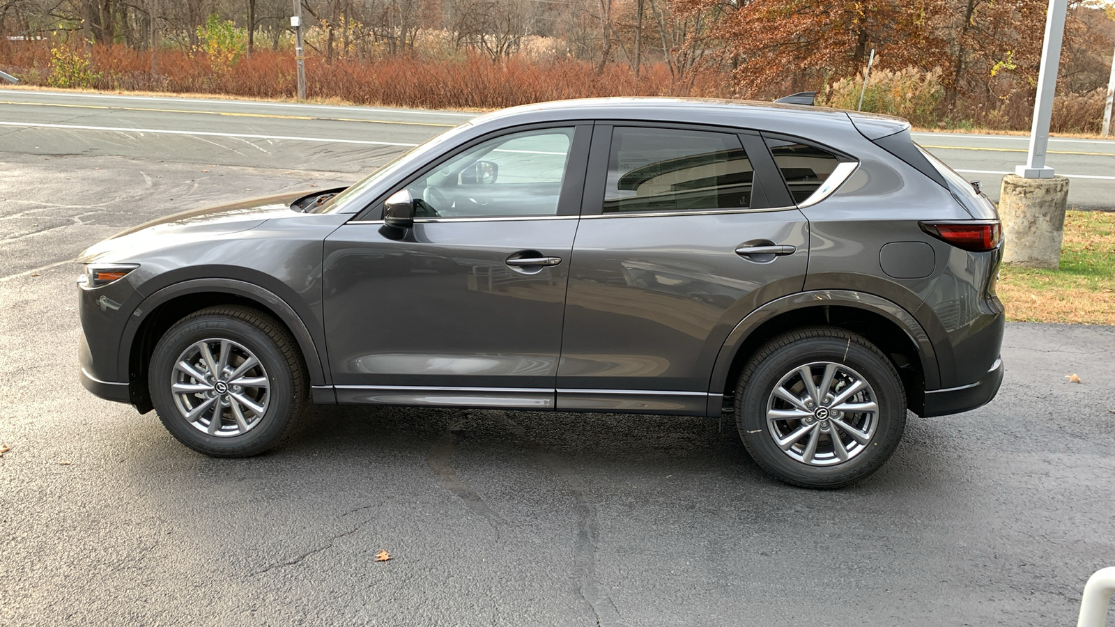 2025 Mazda CX-5 2.5 S Preferred Package 8