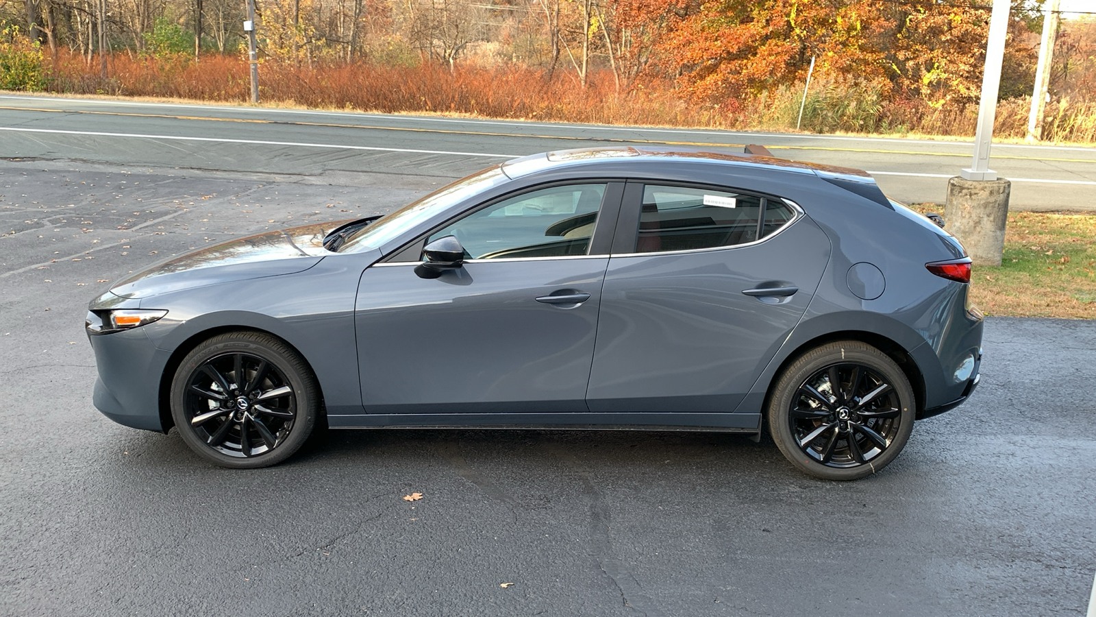 2025 Mazda Mazda3 2.5 S Carbon Edition 8