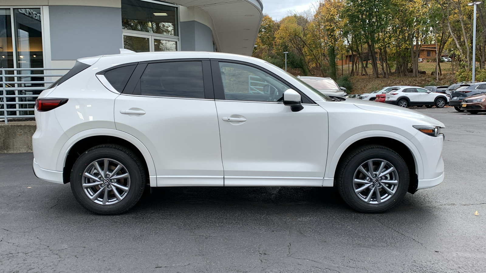 2025 Mazda CX-5 2.5 S Preferred Package 4