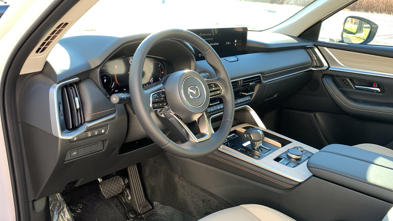 2025 Mazda CX-90 PHEV Preferred 10