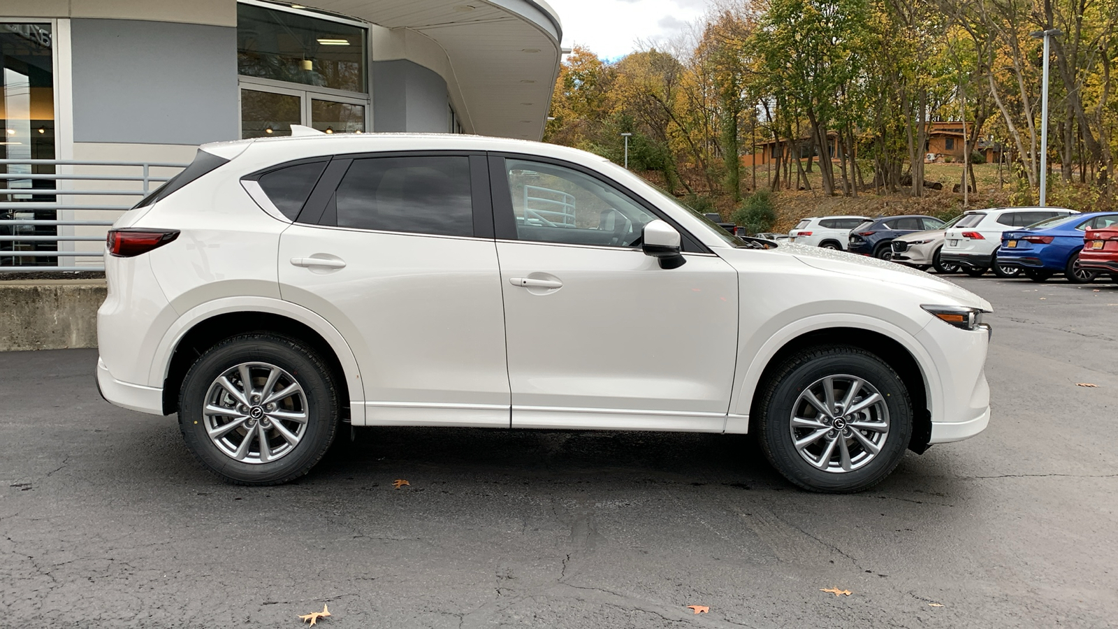 2025 Mazda CX-5 2.5 S Preferred Package 4