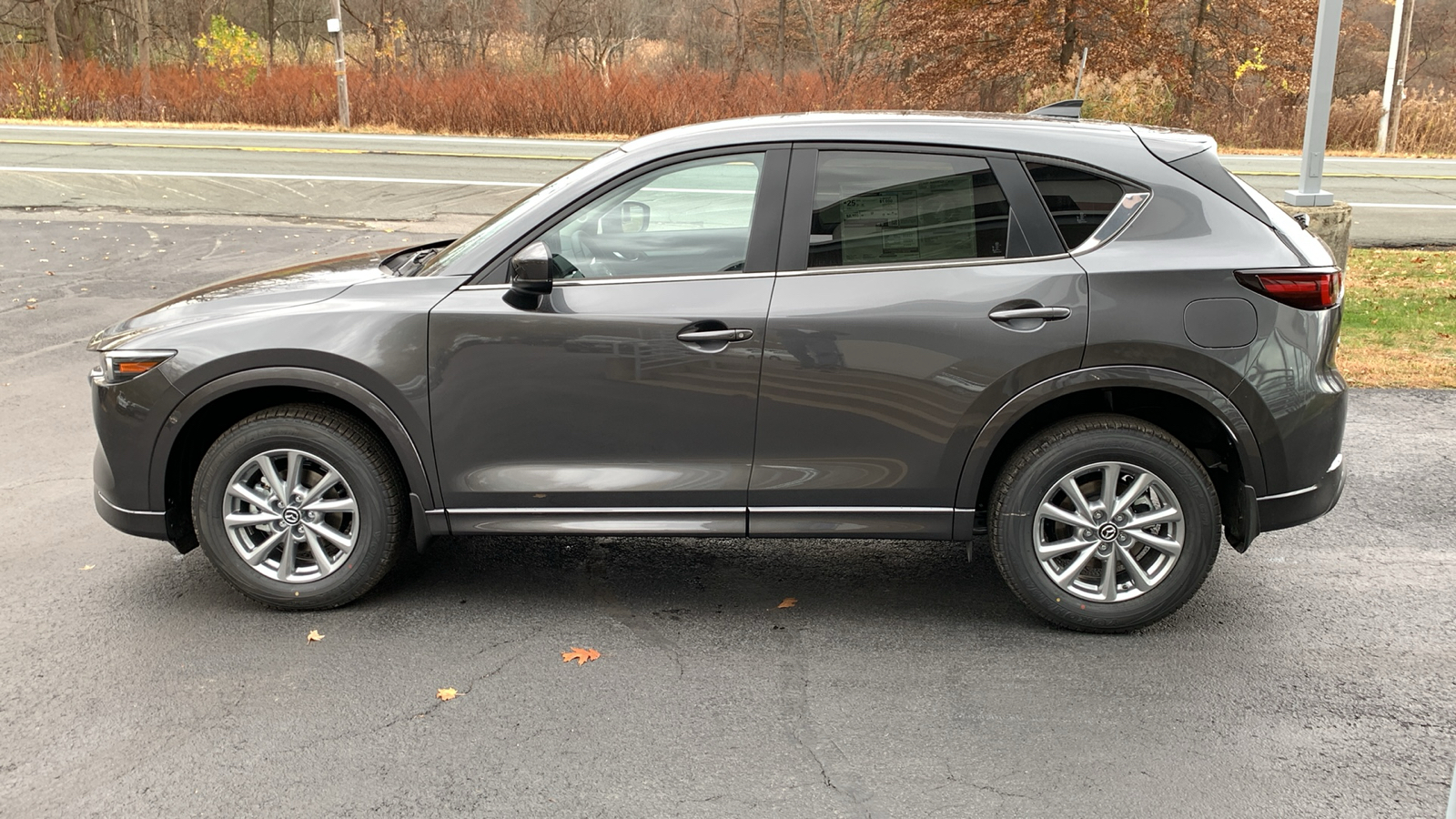 2025 Mazda CX-5 2.5 S Preferred Package 8