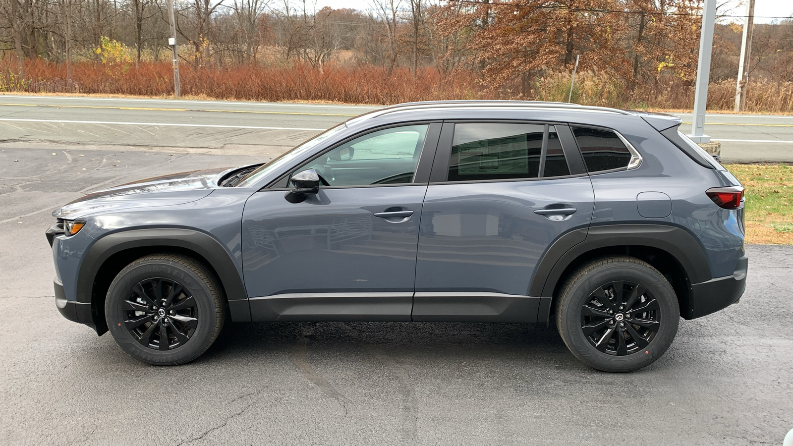 2025 Mazda CX-50 2.5 S Preferred Package 8