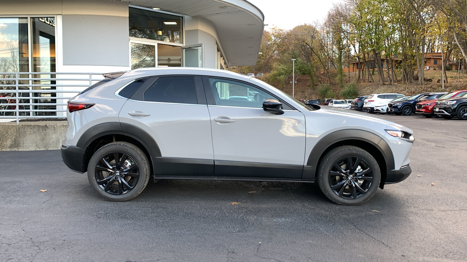 2025 Mazda CX-30 2.5 S Select Sport 4