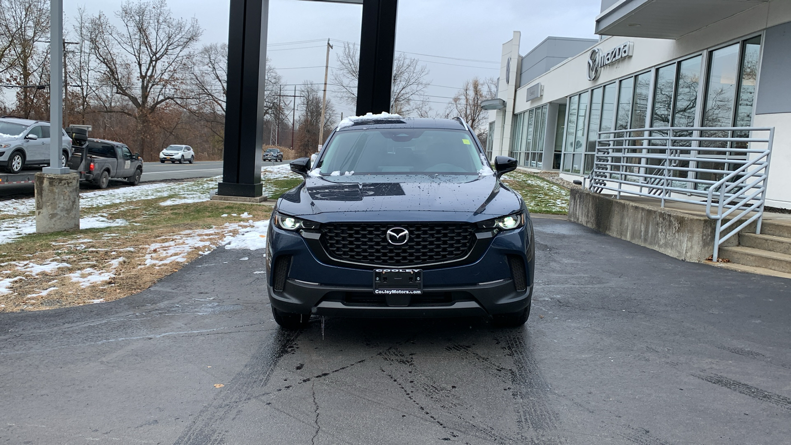 2025 Mazda CX-50 2.5 S Select Package 2