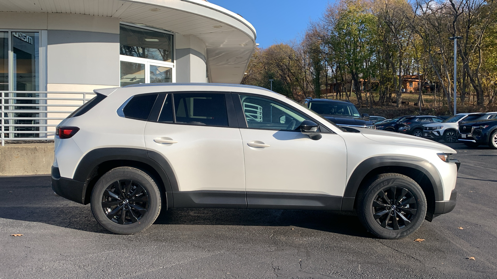 2025 Mazda CX-50 2.5 S Premium Package 4