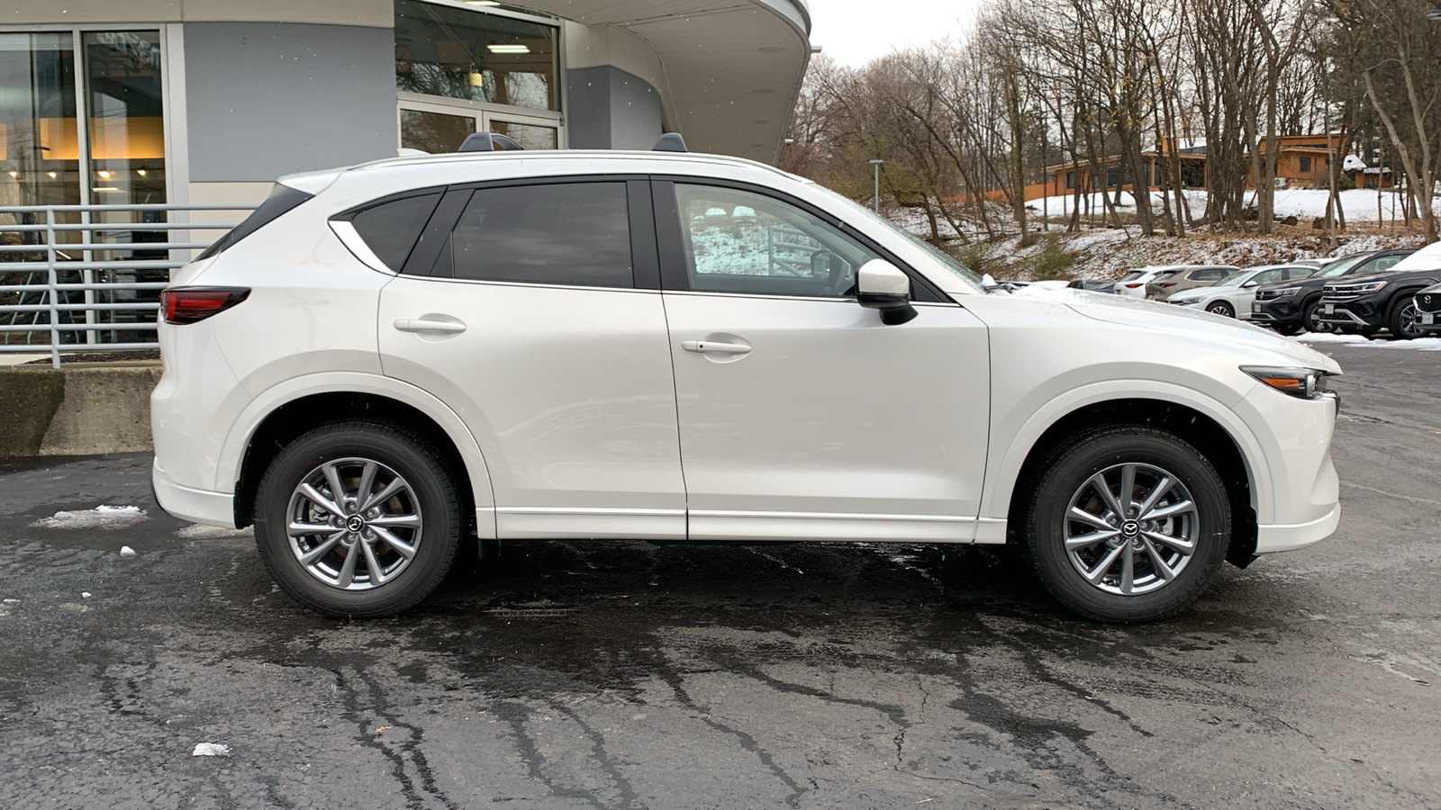 2025 Mazda CX-5 2.5 S Preferred Package 4