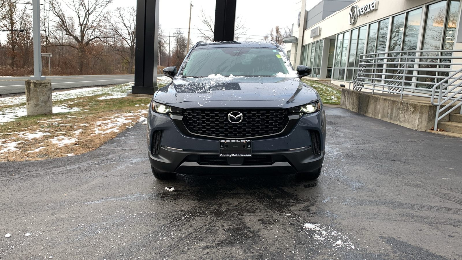 2025 Mazda CX-50 Hybrid Premium 2