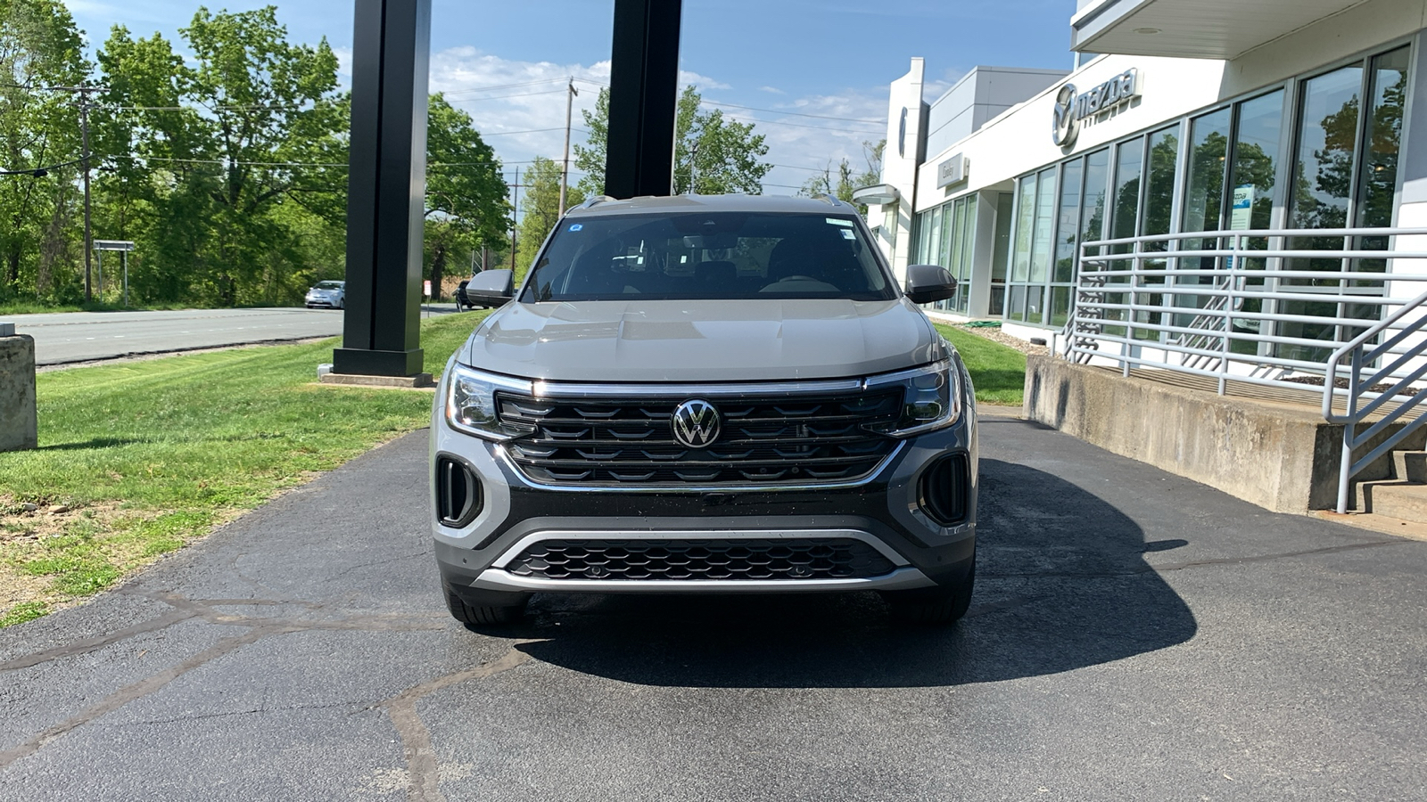 2024 Volkswagen Atlas Cross Sport 2.0T SE w/Technology 2