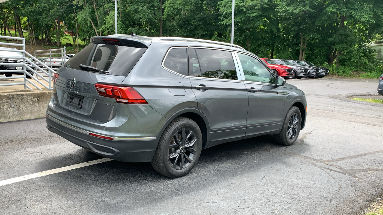 2024 Volkswagen Tiguan 2.0T SE 5