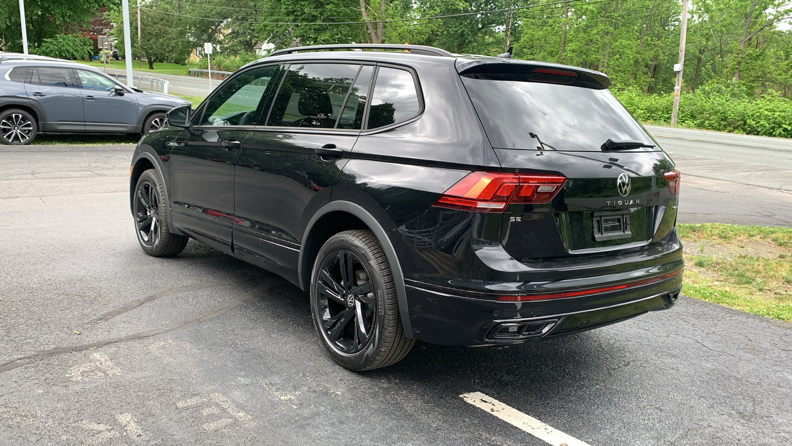 2024 Volkswagen Tiguan 2.0T SE R-Line Black 7