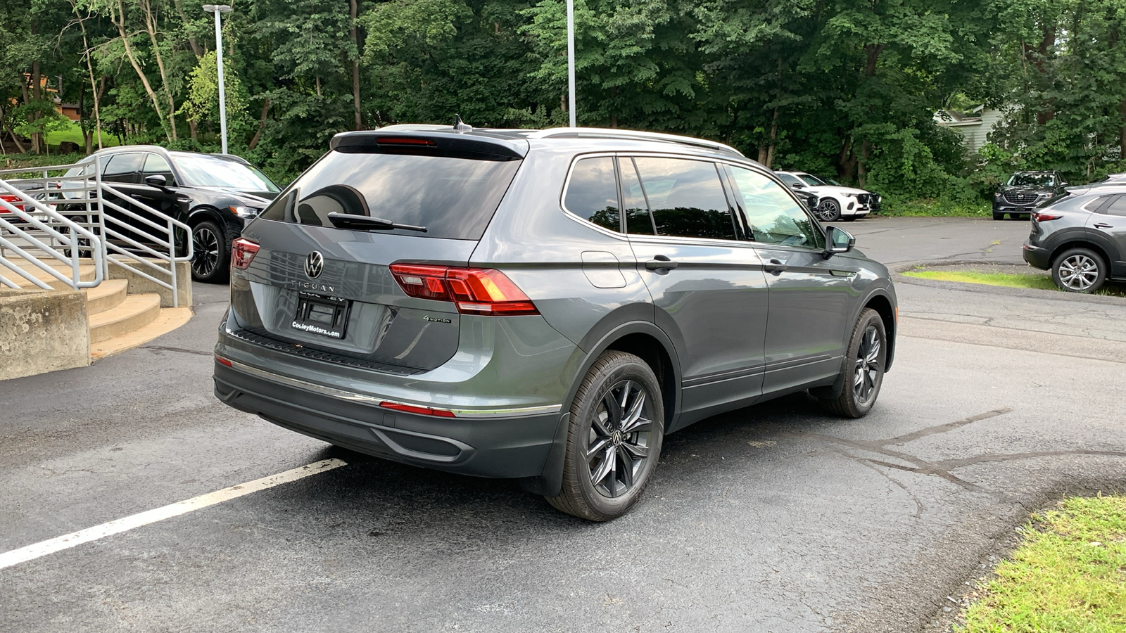 2024 Volkswagen Tiguan 2.0T SE 5