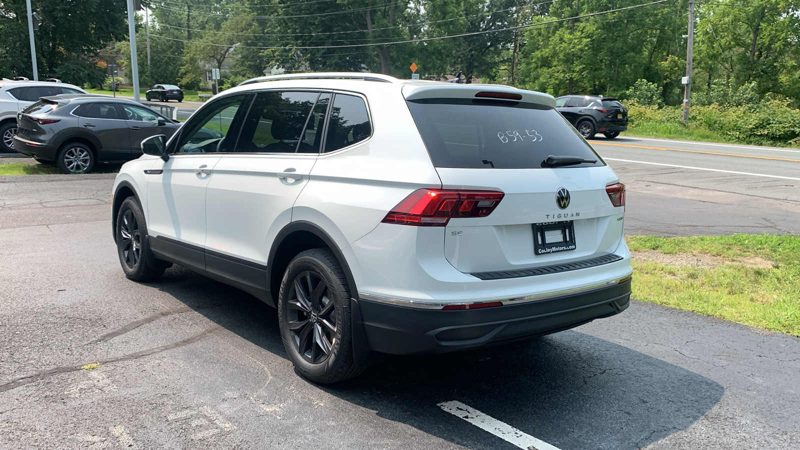 2024 Volkswagen Tiguan 2.0T SE 7