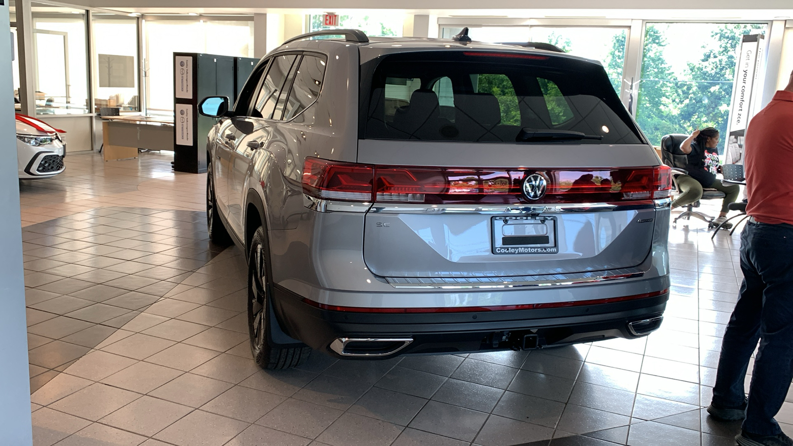 2024 Volkswagen Atlas 2.0T SE w/Technology 5