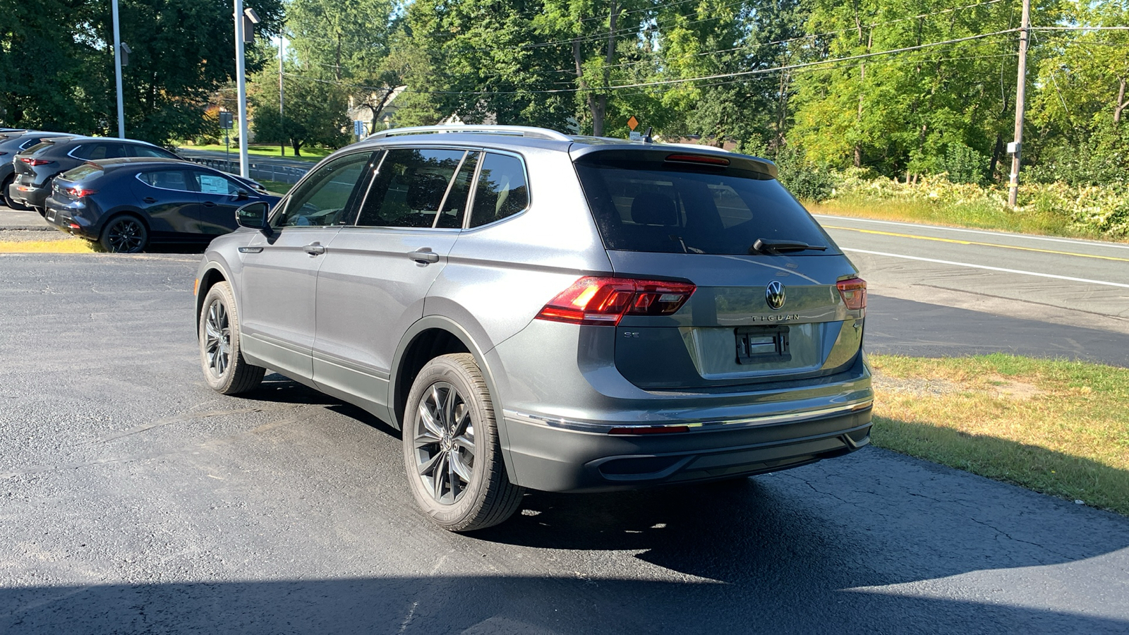 2024 Volkswagen Tiguan 2.0T SE 7