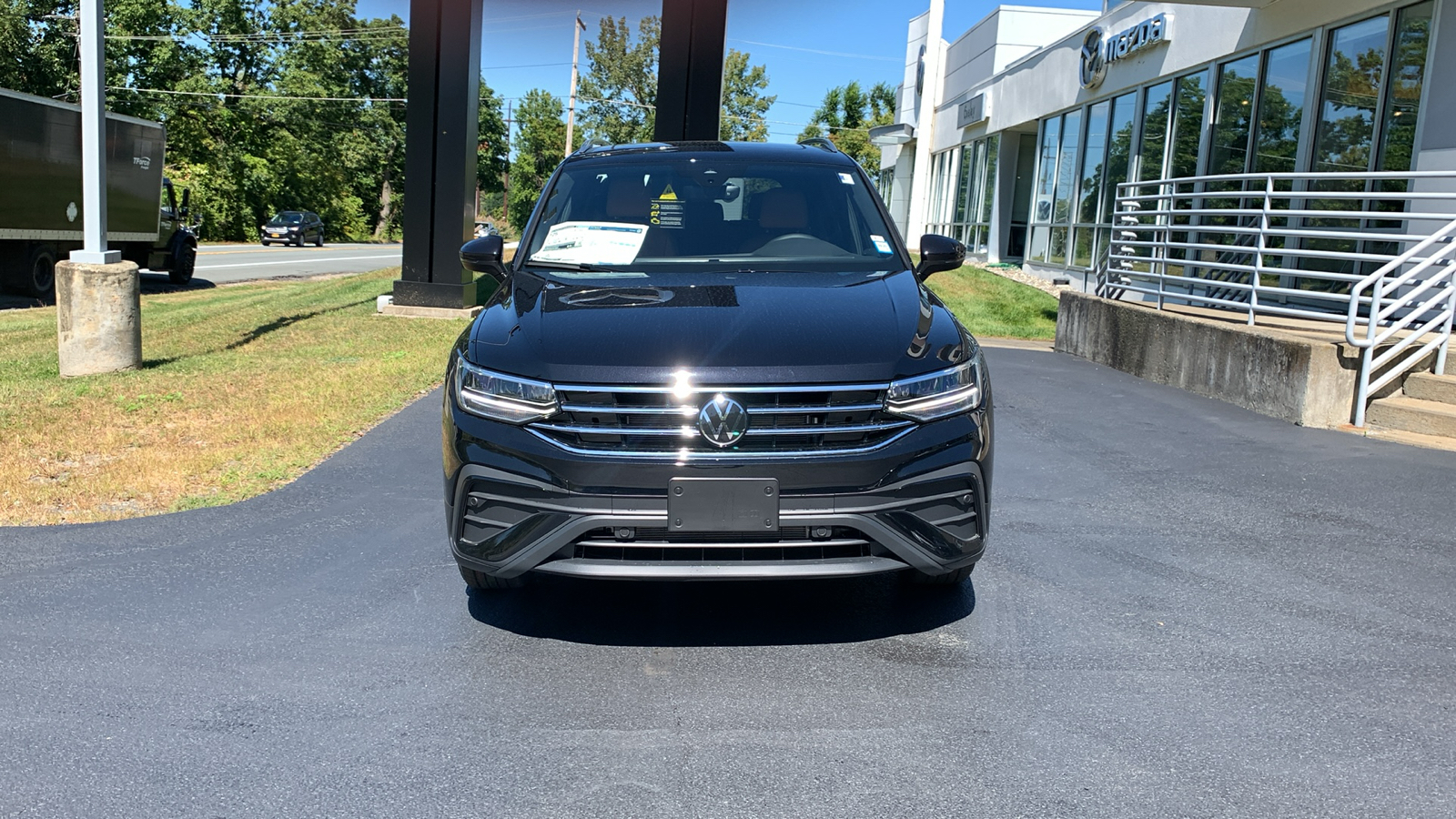 2024 Volkswagen Tiguan 2.0T SE 2