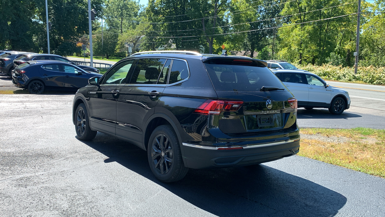 2024 Volkswagen Tiguan 2.0T SE 7