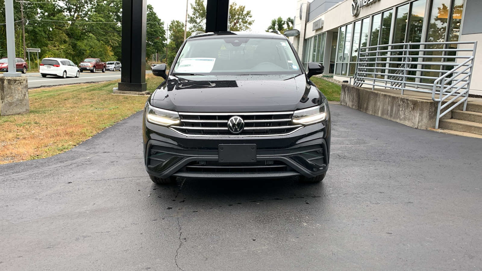 2024 Volkswagen Tiguan 2.0T SE 2