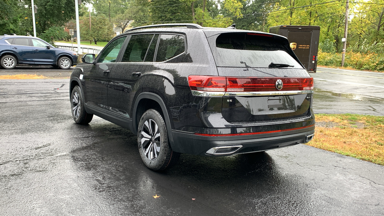 2024 Volkswagen Atlas 2.0T SE 7