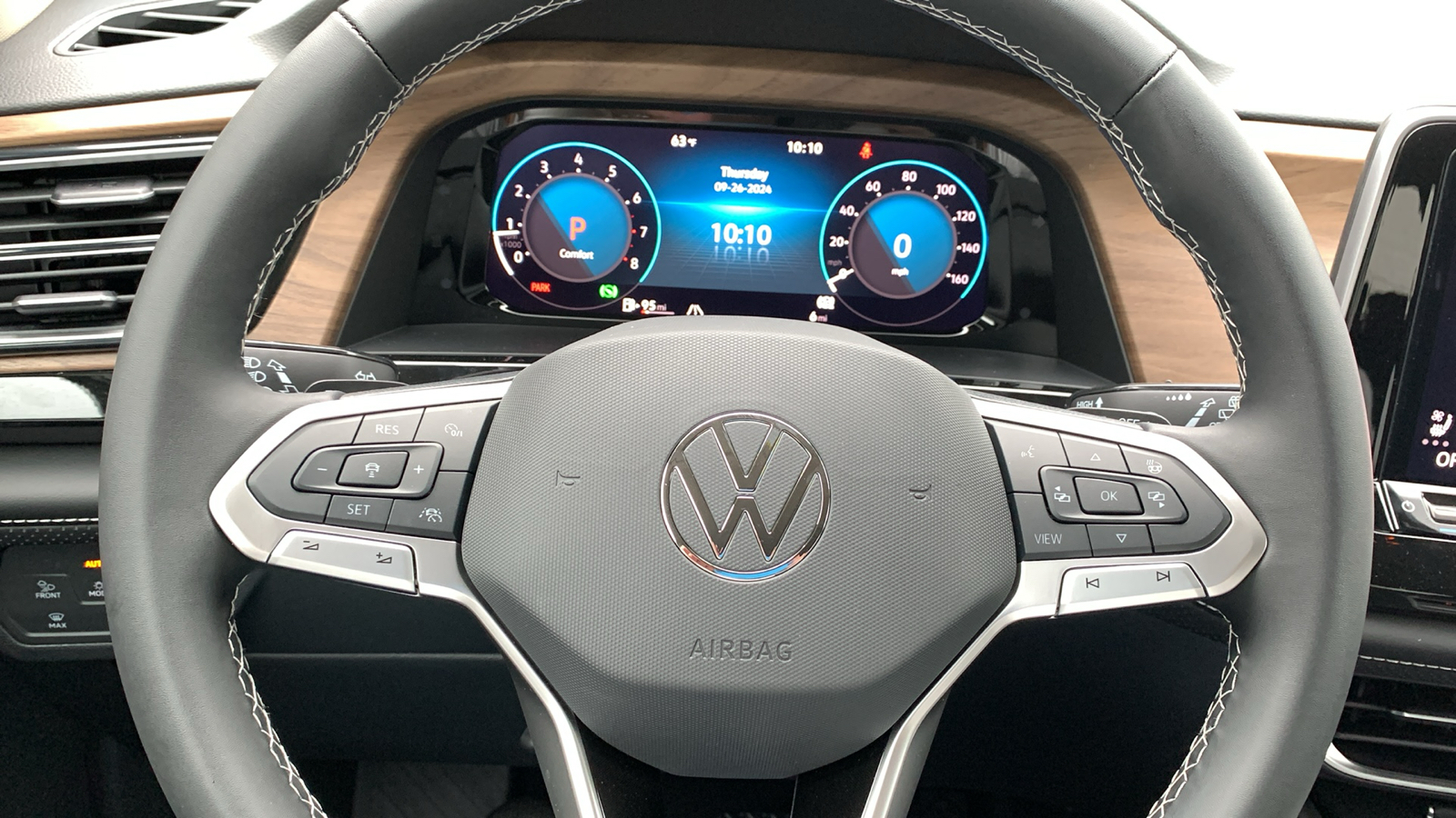 2024 Volkswagen Atlas 2.0T SE 14