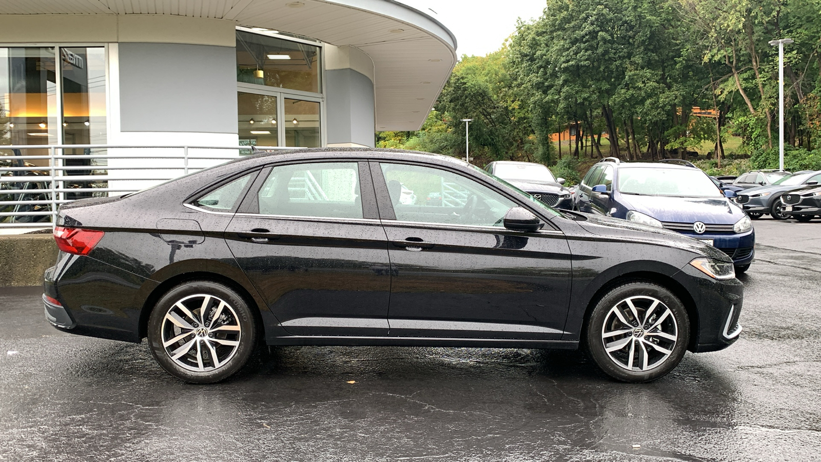 2025 Volkswagen Jetta 1.5T SE 4