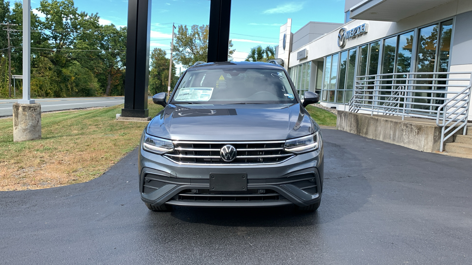 2024 Volkswagen Tiguan 2.0T SE 2